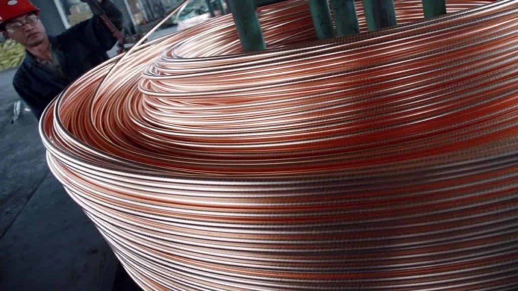 copper.reuters_20250824135120_20250925070143-1024x576 نقش خلوص مس در عملکرد قطعات هادی الکتریکی